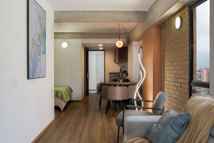 Room 26 of 34