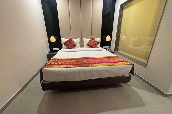 Room 18 of 40