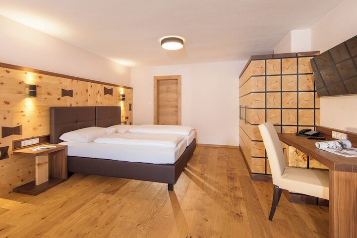 Room 7 of 52