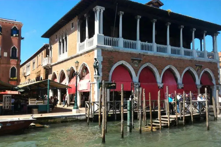 Love Island Venice