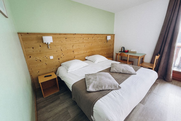 Room 26 of 115