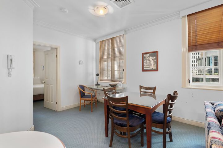 Room 75 of 119