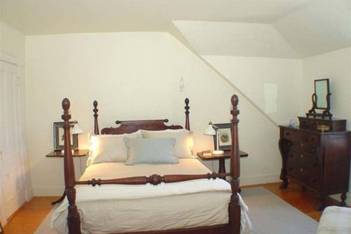 Room 15 of 21