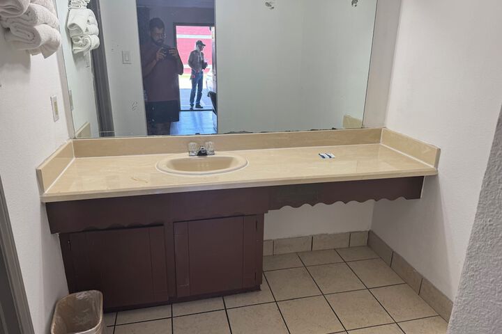 Room 7 of 26
