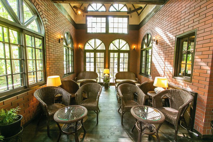Hotel Interior 6 of 121