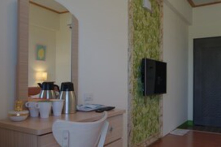 Room 15 of 24