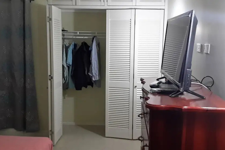 Room 2 of 29
