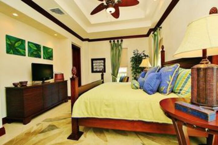 Room 40 of 94