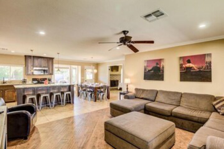 Photo of SLS Tatum Retreat - FREE Heated Pool & Spa