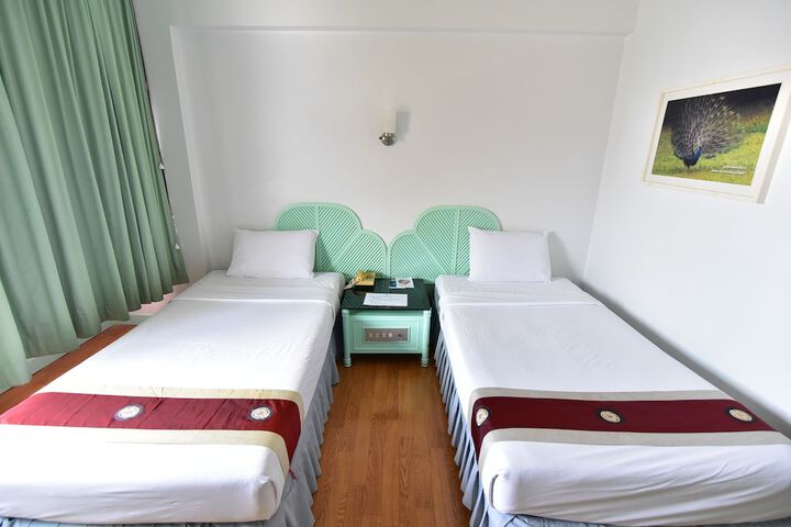 Room 33 of 55