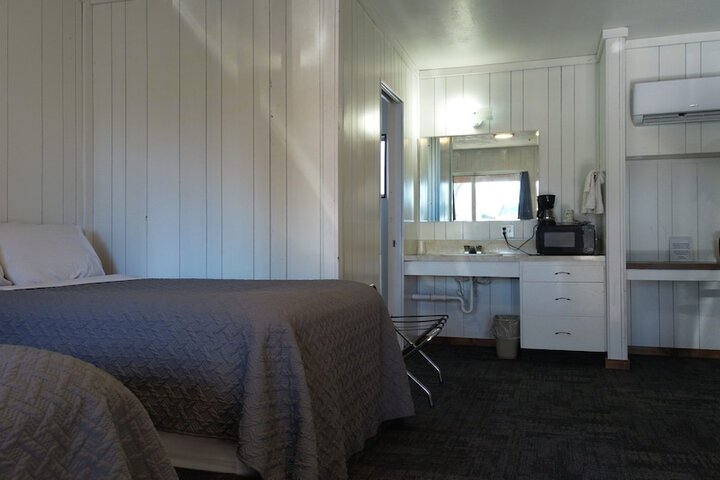 Room 11 of 44