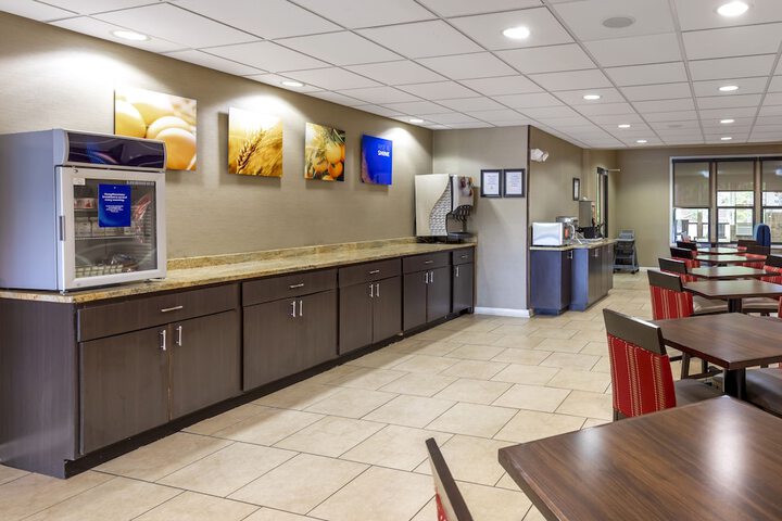Breakfast area