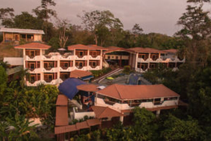 Hotel 12 of 27