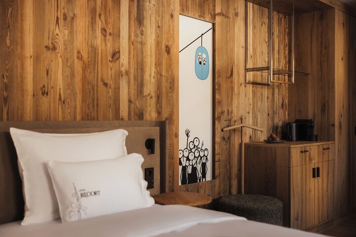 Room 10 of 92