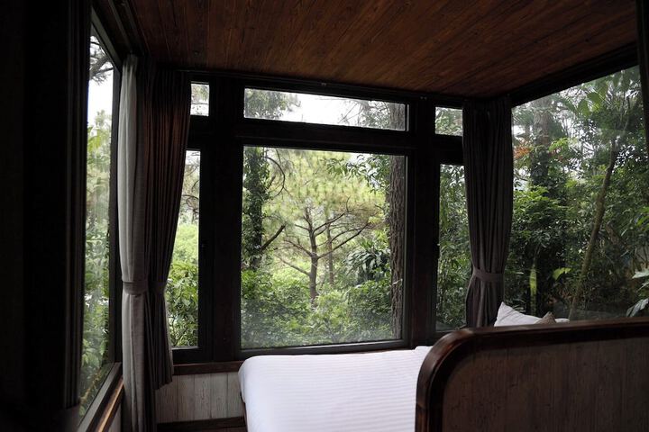 Room 40 of 172
