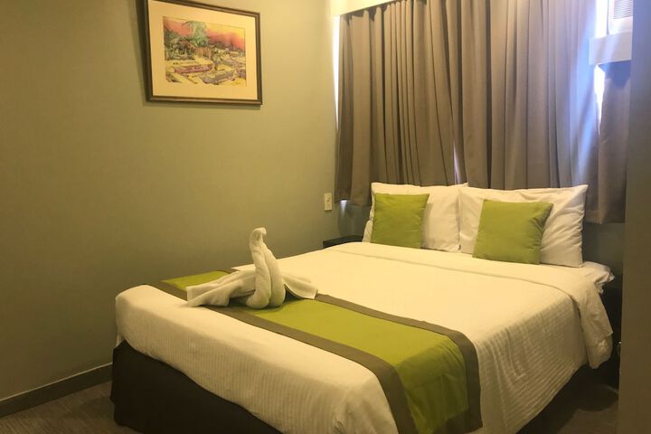 Room 11 of 41
