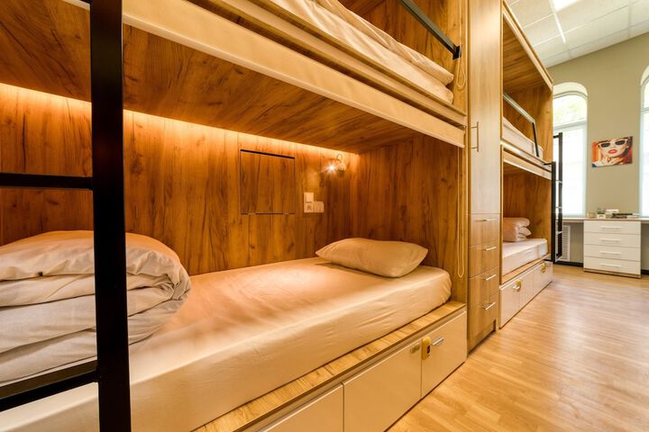 Room 5 of 73