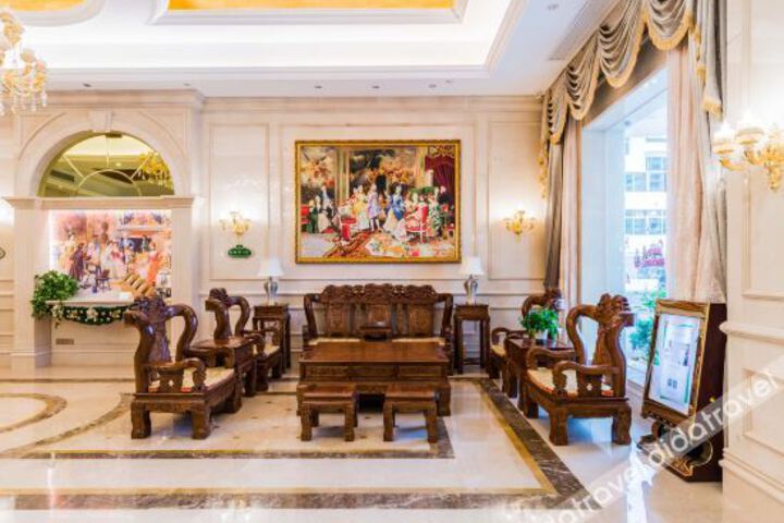 Hotel Interior 13 of 19