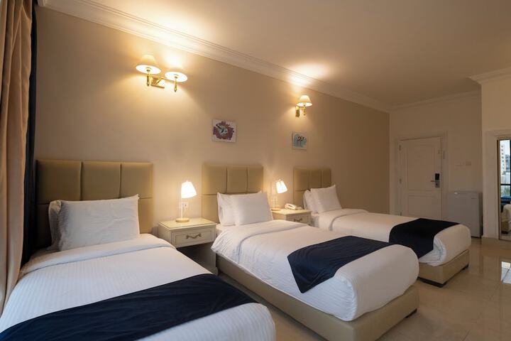Room 8 of 23