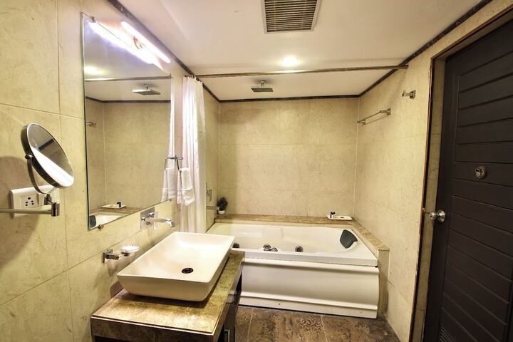 Clean Restrooms