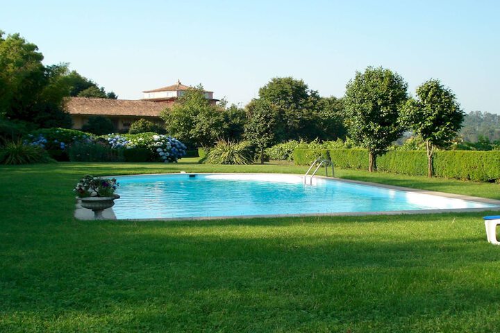 Pools & Facilities