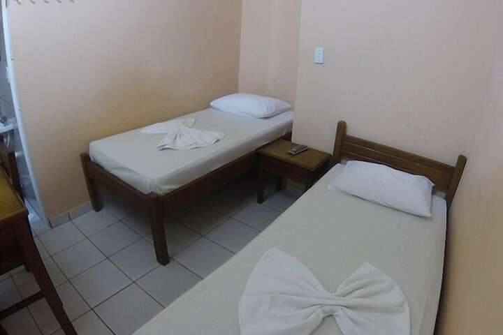 Room 3 of 31