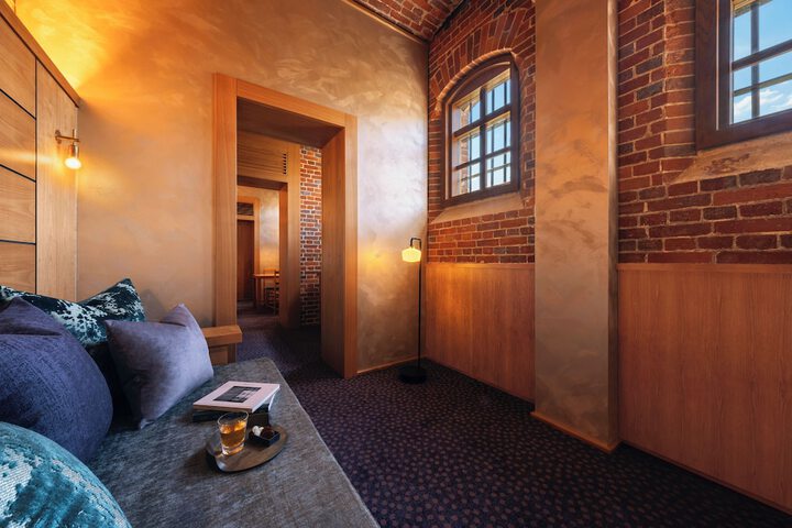 Room 15 of 41