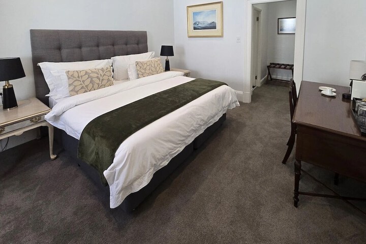 Room 8 of 39