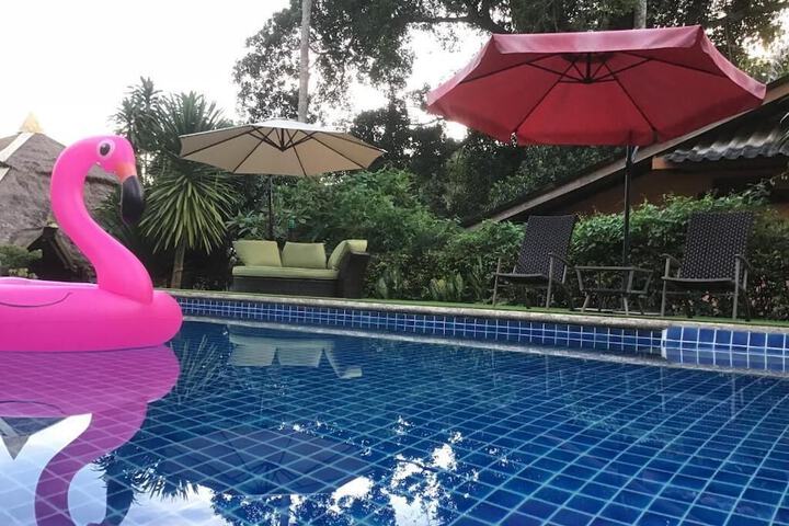 Pool 23 of 44