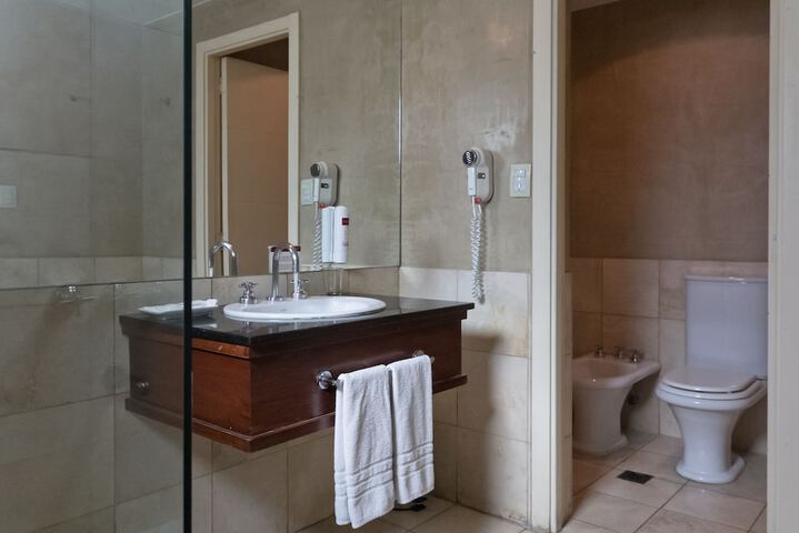 Clean Restrooms