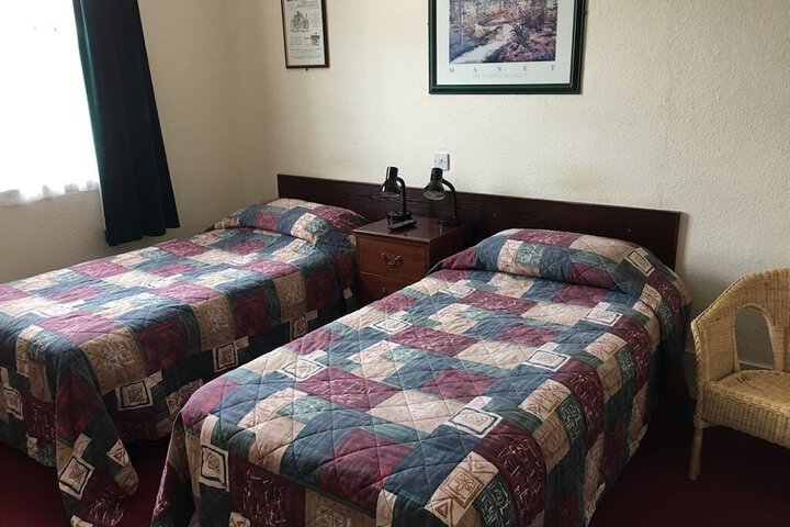 Room 5 of 19
