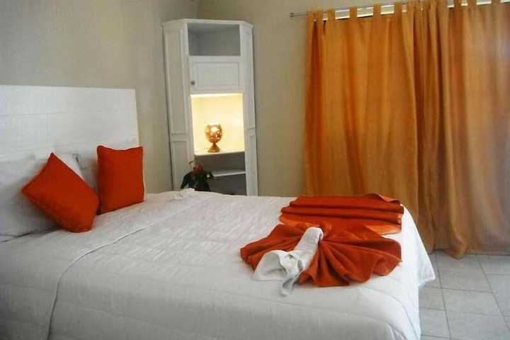 Room 10 of 51