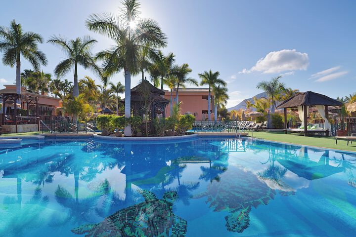 Pool Hotel