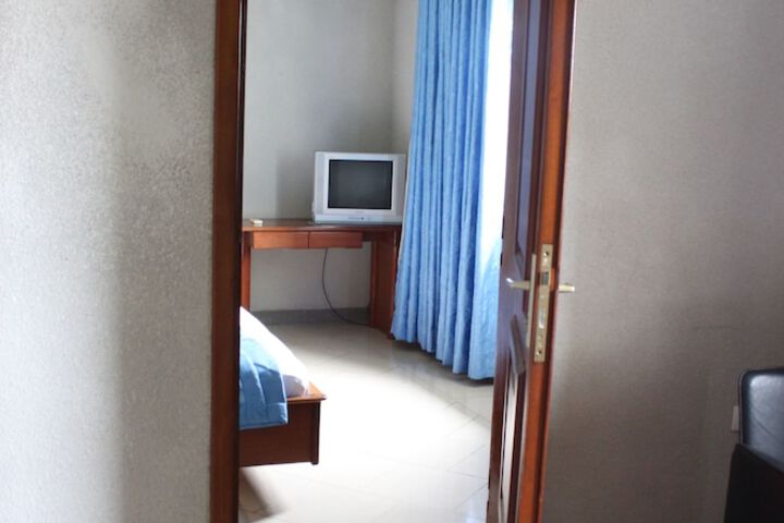 Room 13 of 56