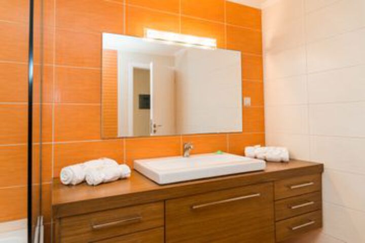 Room 3 of 42
