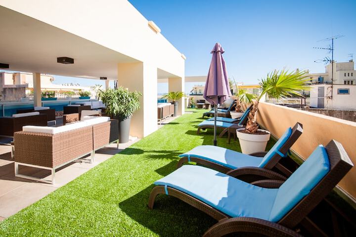 Sundeck