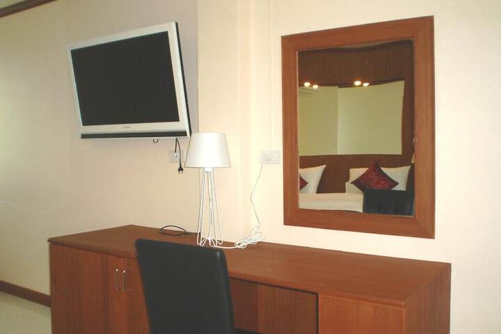 Room 17 of 43