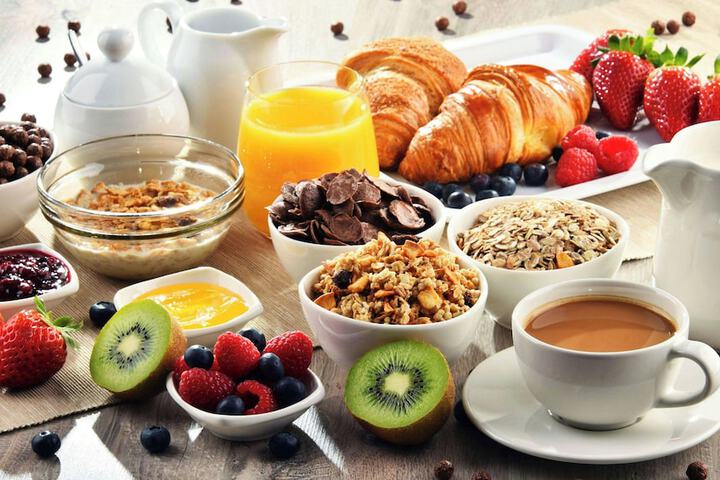 Breakfast area