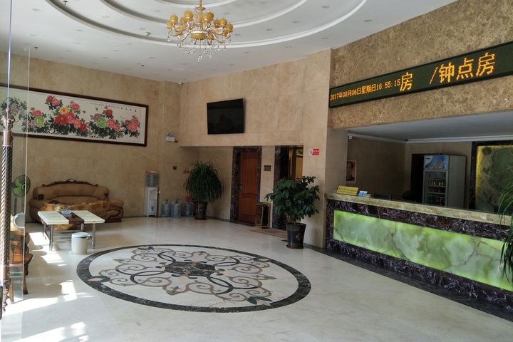 Hotel Interior 12 of 17