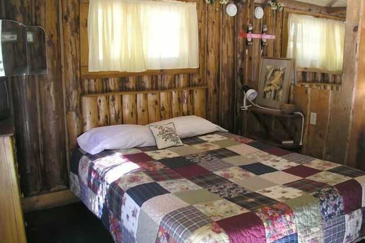 Room 37 of 218