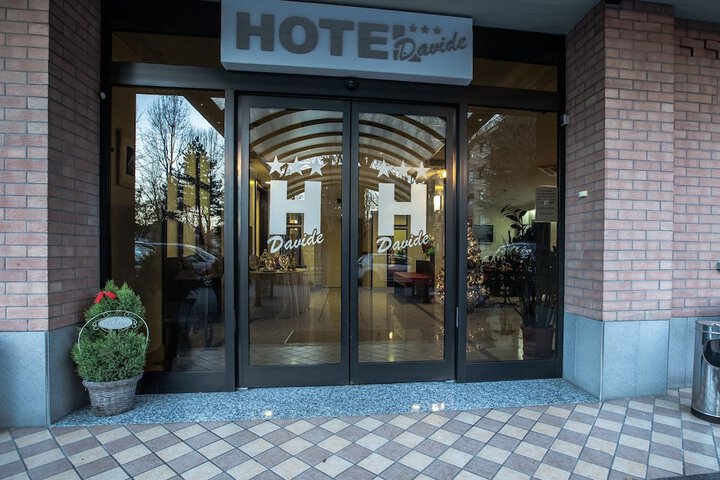 Hotel 34 of 40