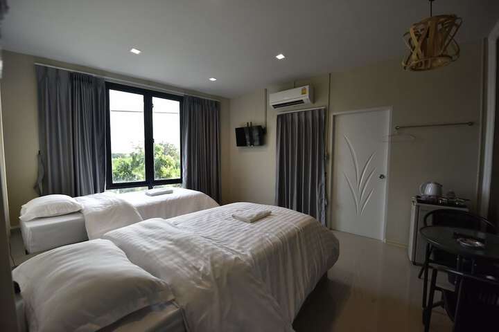 Room 13 of 24