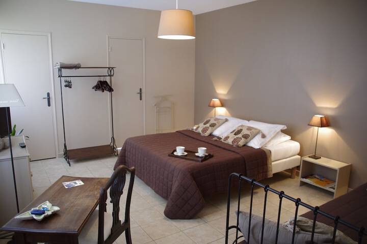 Room 10 of 45
