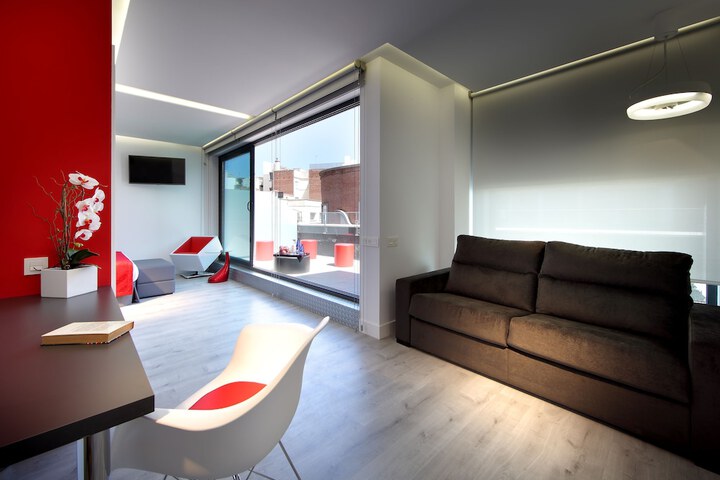 Room 9 of 75