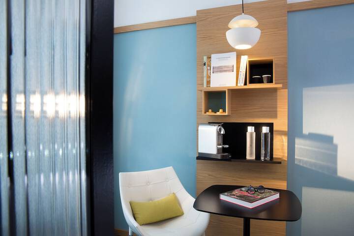 Room 27 of 116