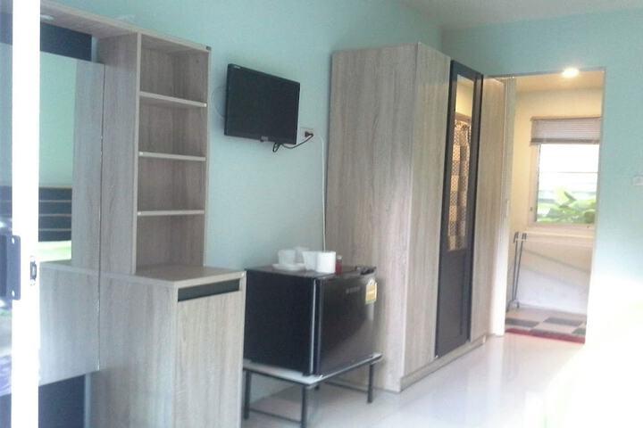 Room 8 of 21