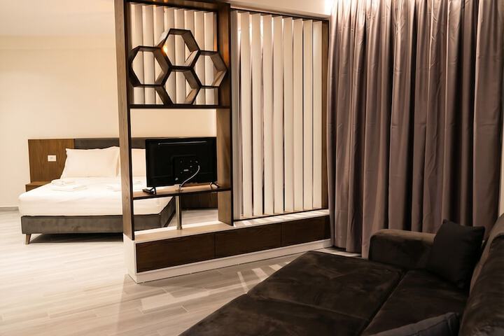 Room 10 of 57
