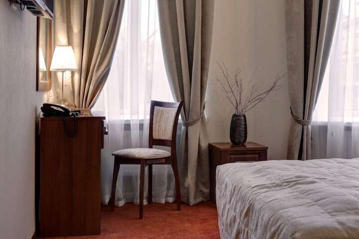 Room 10 of 58