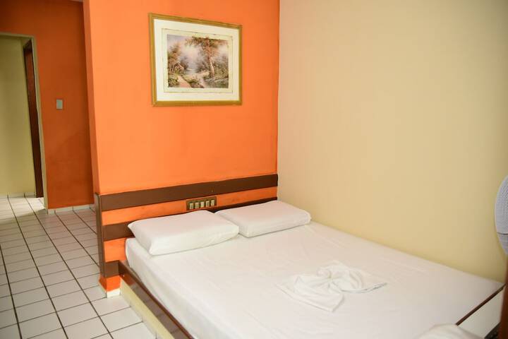 Room 14 of 82