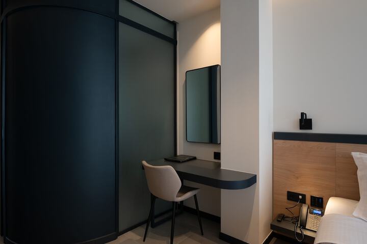 Room 14 of 57